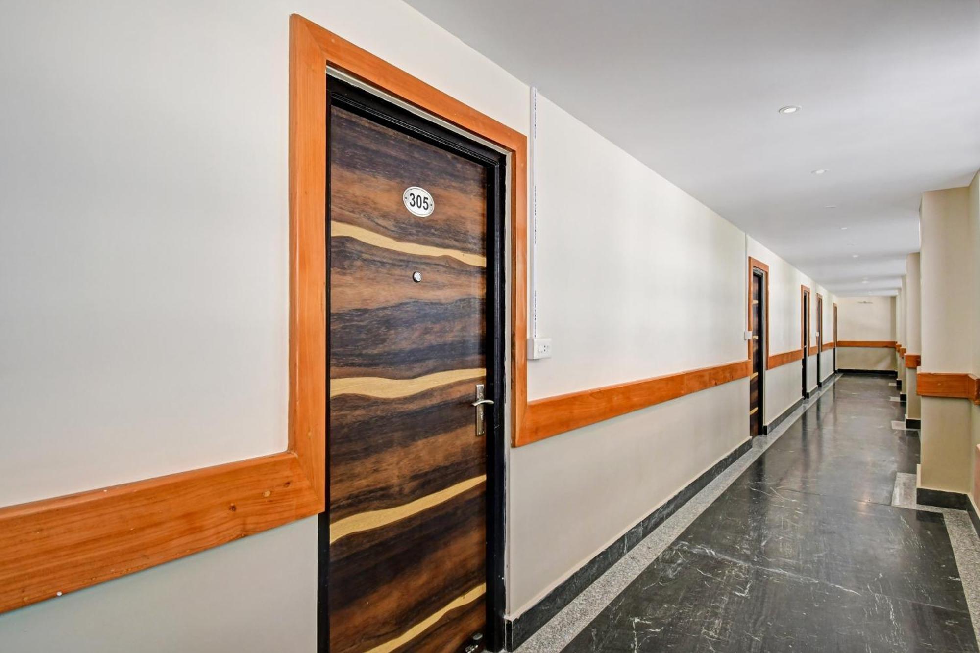 Townhouse Mansarovar Hotel Гангток Экстерьер фото